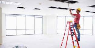 Réalisation de faux plafond de bureau Lyon en Rhône-Alpes