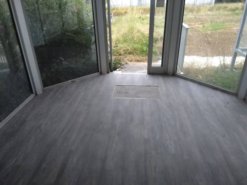 Travaux de rénovation sol pvc effet parquet Agen