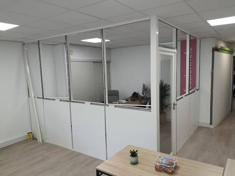 Aménagement de bureau en cloisons semi-vitrées à Aix en Provence