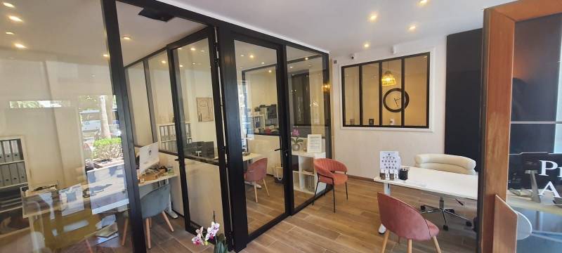 Pose de cloison vitrée toute hauteur Cavalaire Aix en Provence