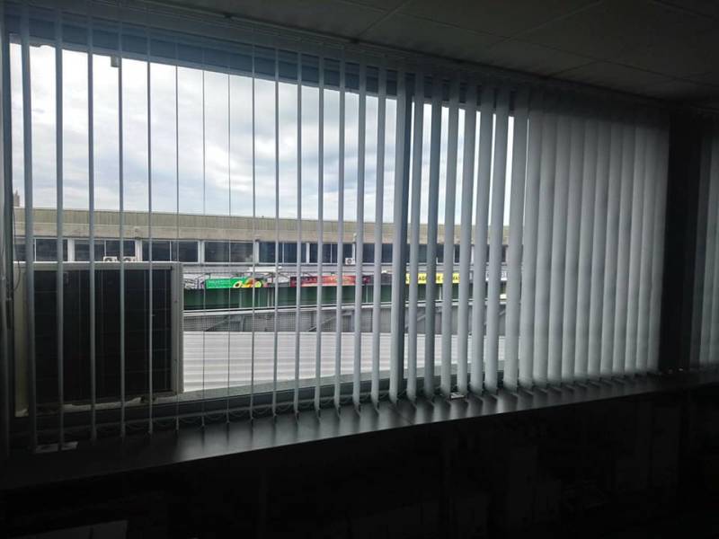 installation de stores bureaux sur marseille