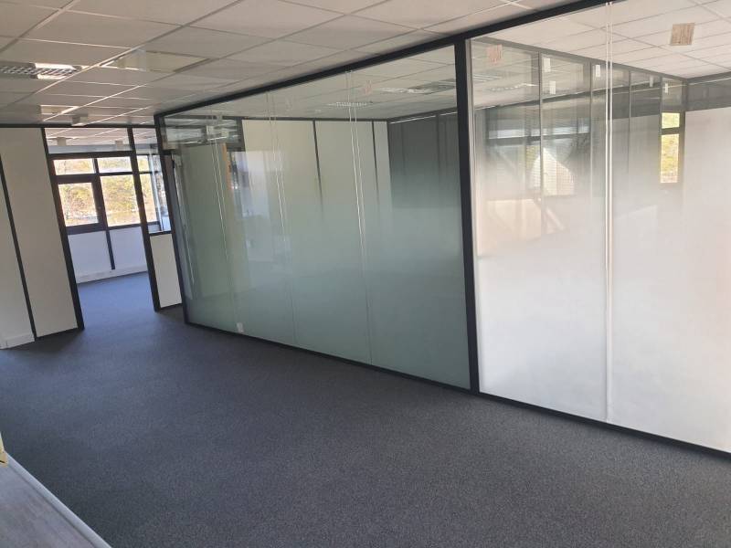 Cloison amovible vitrée sablage à Marseille