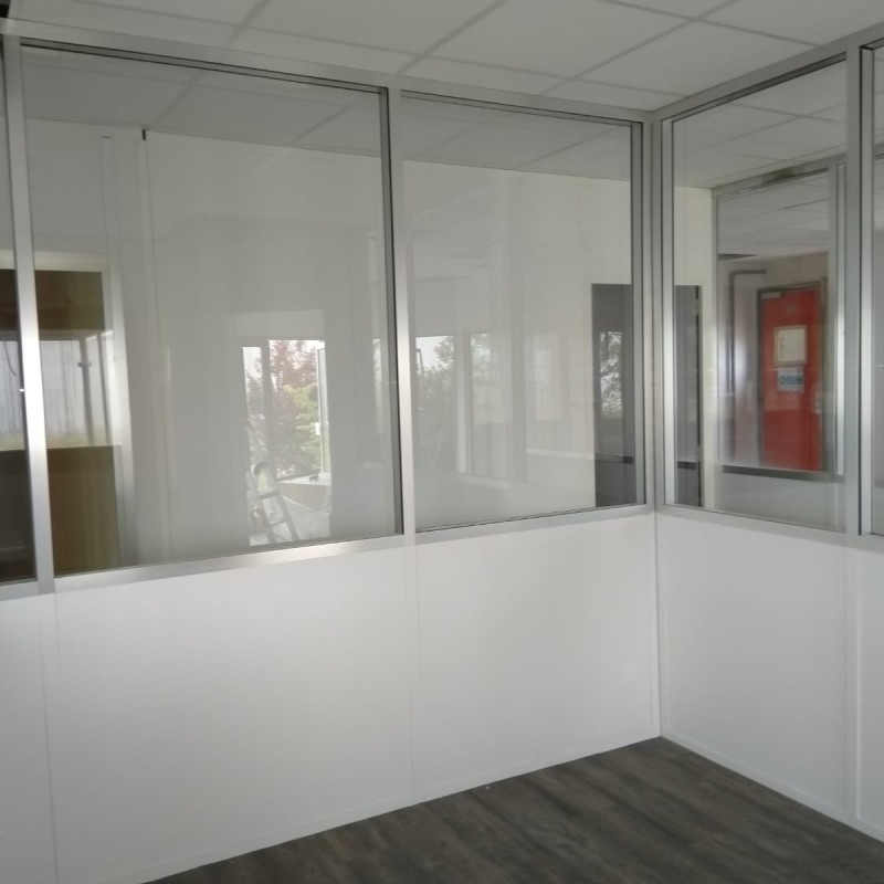 Cloisons amovibles pour l'aménagement de bureaux à Marseille