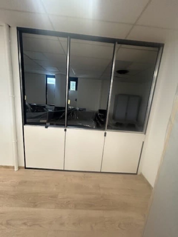 Cloison semi-vitré pour aménagement du bureaux à Bordeaux
