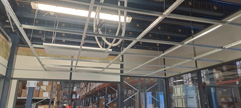 Création d’un faux plafond dans des bureaux professionnels à Aubagne