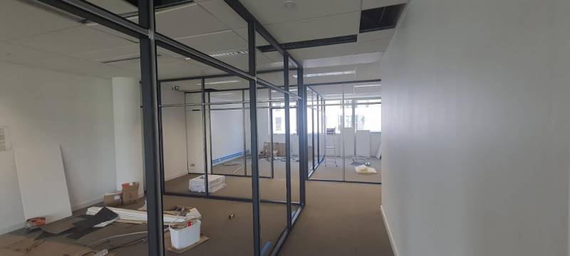 Cloison amovible avec ossature alu à Marseille