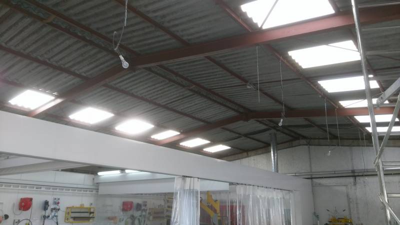 Pourquoi faire installer un faux plafond dans vos bureaux à Marseille