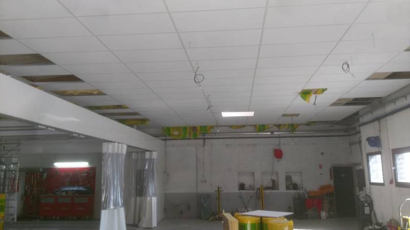 Pourquoi faire installer un faux plafond dans vos bureaux à Bordeaux