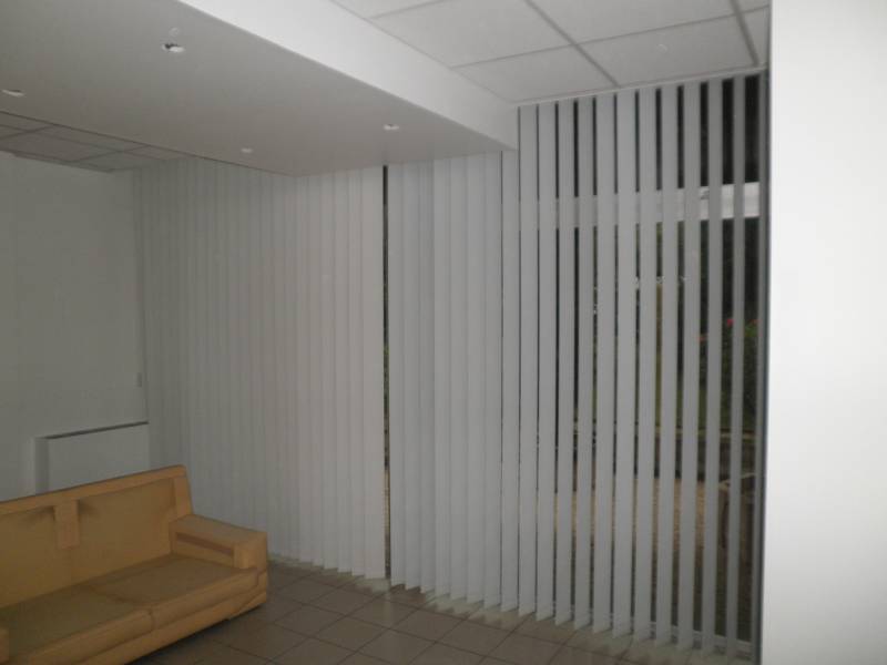 Stores californien ouverture double vantaux à Montpellier